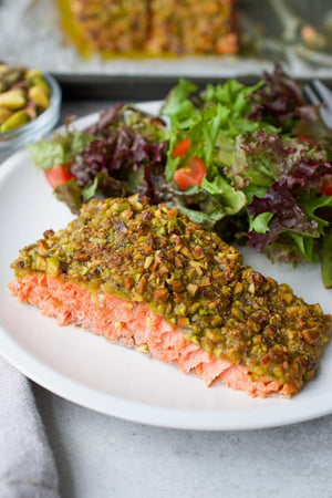 Seared salmon with a Delicious Pistachio Crust